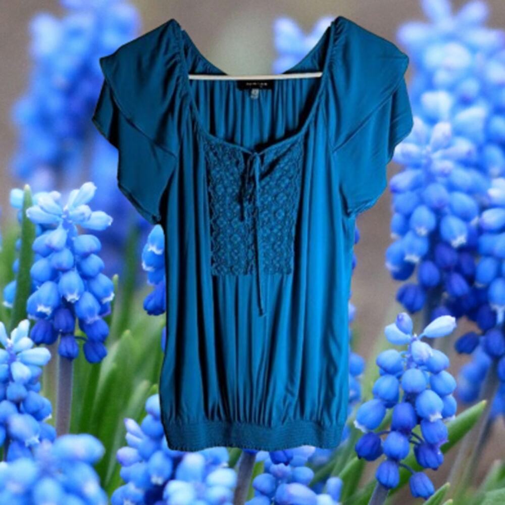 Spense medium short sleeve blue peasant layered sleeve viscose woman's blouse.
